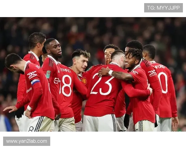 英超半场战报：蒂亚戈双响谢什科破门布伦特福德2-1曼联领先